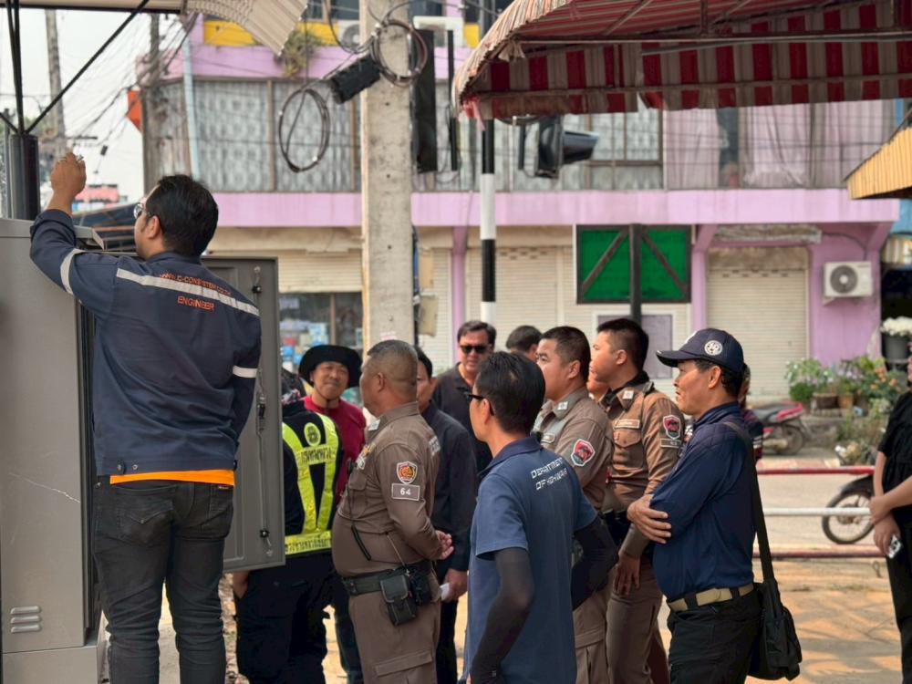 ไฟจราจรเชียงราย