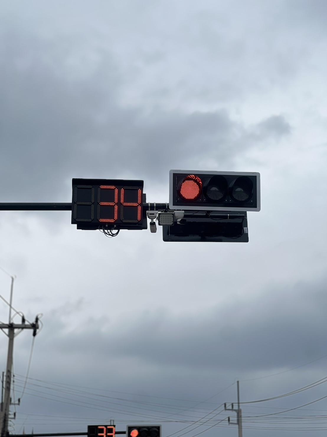 เสาไฟสัญญาณแบบ MAST ARM